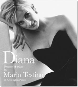 книга Diana Princess of Wales by Mario Testino на Кенсінгтон-Пале, автор: Hamish Bowles,  Mario Testino